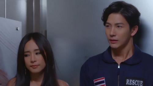 姐姐的朋友1在线观看,在线观看，揭秘神秘情感纠葛